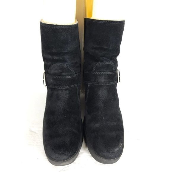 UGG Women's Gisselle US 7 Black Suede Zip Up Wedge Heel Ankle Boot 5593 - Picture 3 of 12